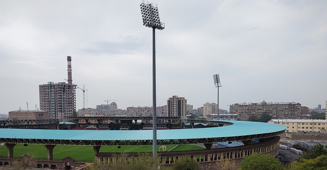 镜报列举曼联主帅候选人：索斯盖特，图赫尔，德泽尔比，齐达内.